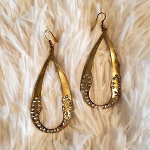 Stunning gold tear drop Statement earrings